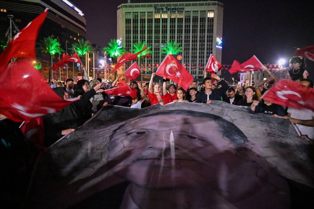 Cumhurbaşkanı Erdoğan'ın seçim başarısı böyle kutlandı 61