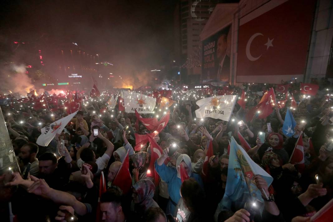 Cumhurbaşkanı Erdoğan'ın seçim başarısı böyle kutlandı 63