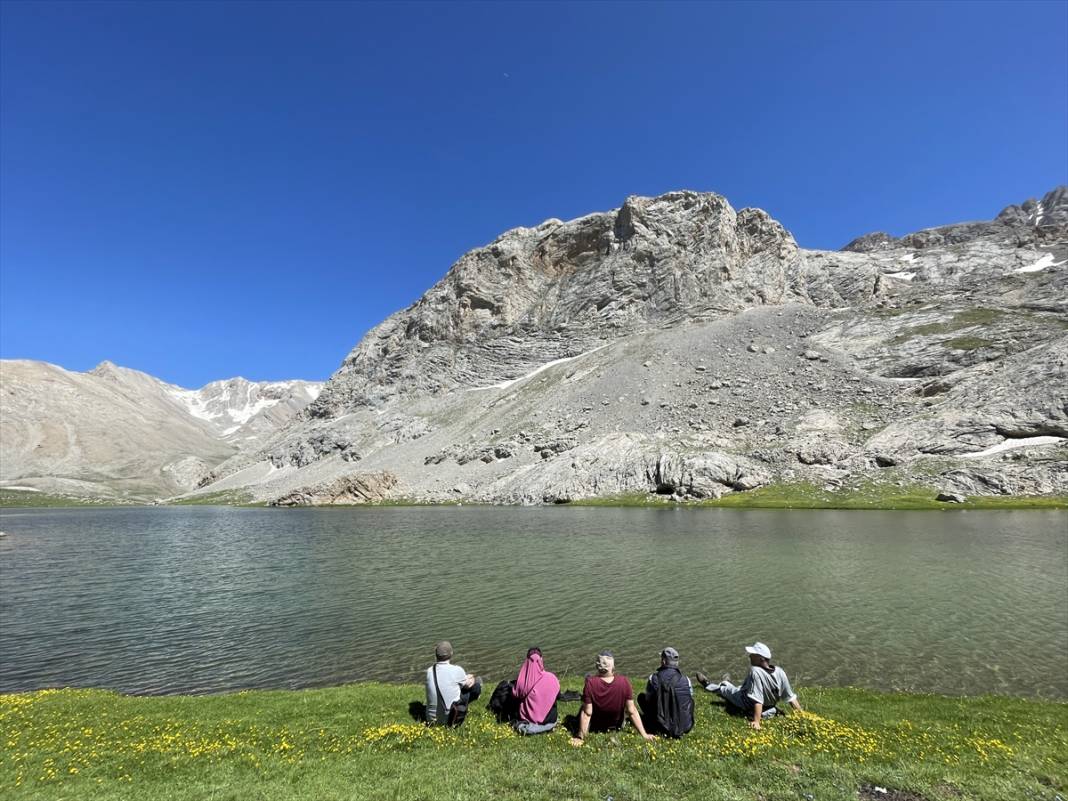 Konya sınırlarındaki Bolkar Dağları eşsiz manzarasıyla görsel şölen sunuyor 19