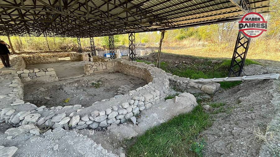 Konya’da yonca tarlasında bulunan 1400 yıllık mozaik ilgi bekliyor 7