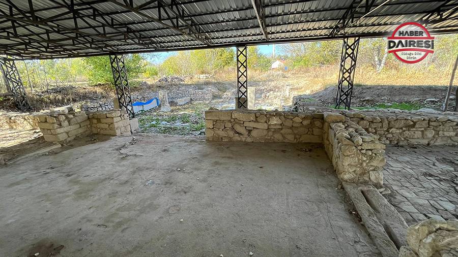 Konya’da yonca tarlasında bulunan 1400 yıllık mozaik ilgi bekliyor 8