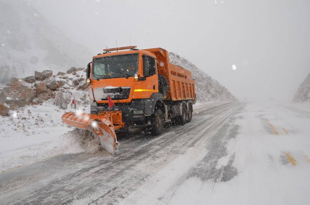 Konya’da bu gece kar yağışı beklenen ilçeler açıklandı 3