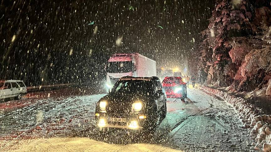 Konya’da bu gece kar yağışı beklenen ilçeler açıklandı 5