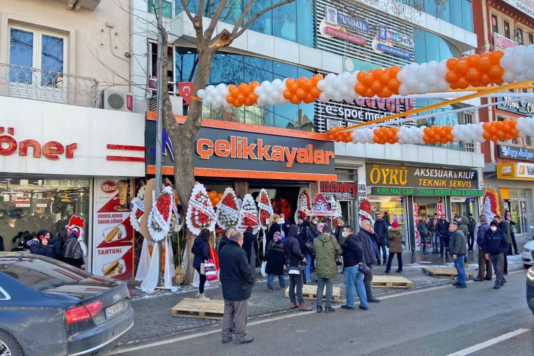Konya'nın ünlü zincir marketi Çelikkayalar, büyük indirim günlerini başlattı 5
