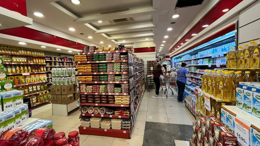 Konya'nın zincir marketinde yılın son indirimleri başladı 7