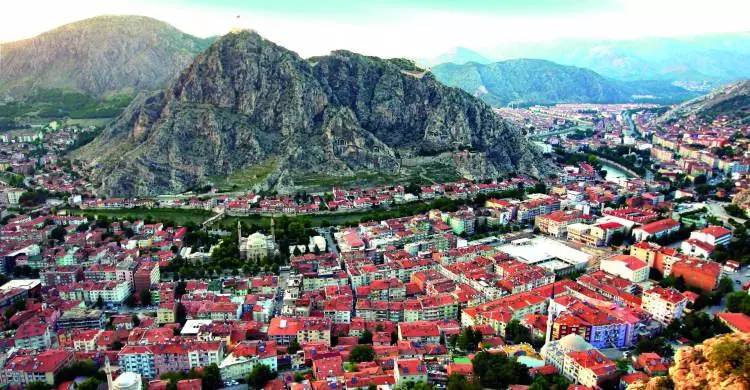 Türkiye’de yaşamak ve çalışmak için en iyi şehirler sıralandı! İşte illerin puanı ve Konya’nın sırası 47