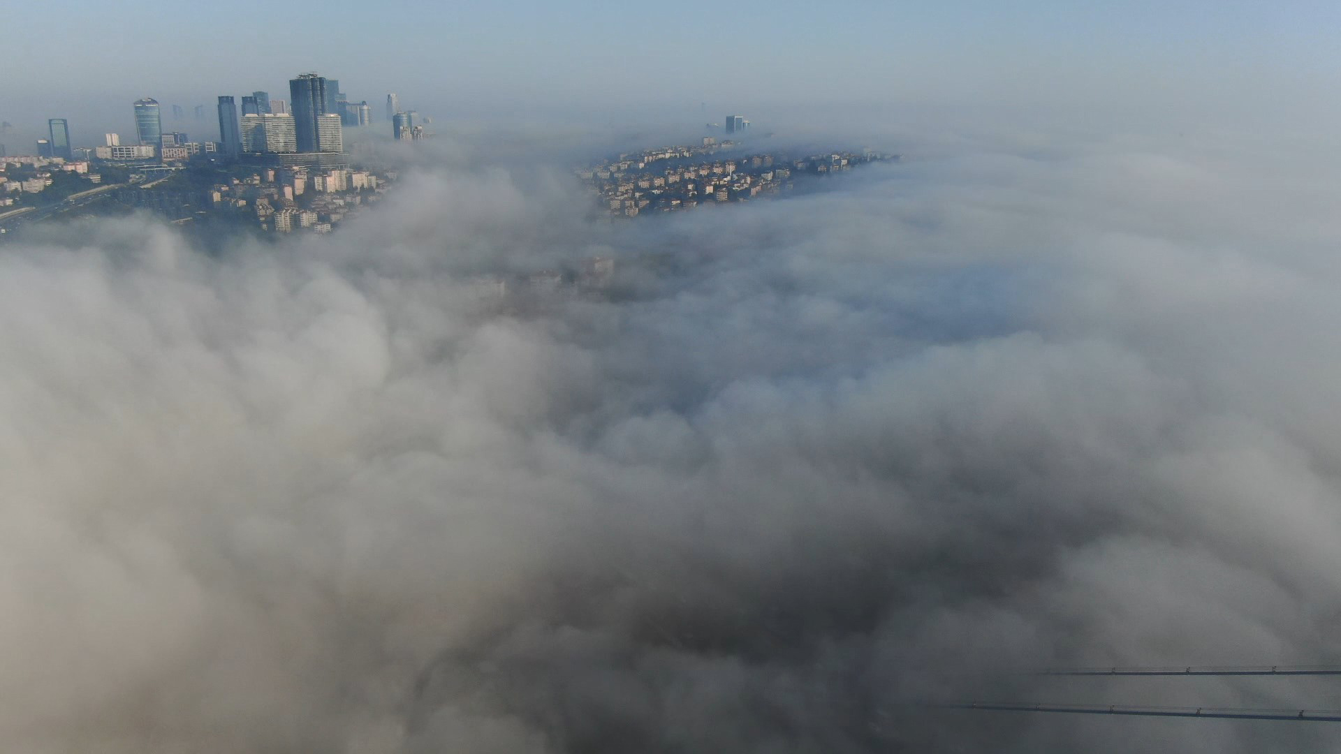 Boğaz'da büyüleyen sis manzarası 4