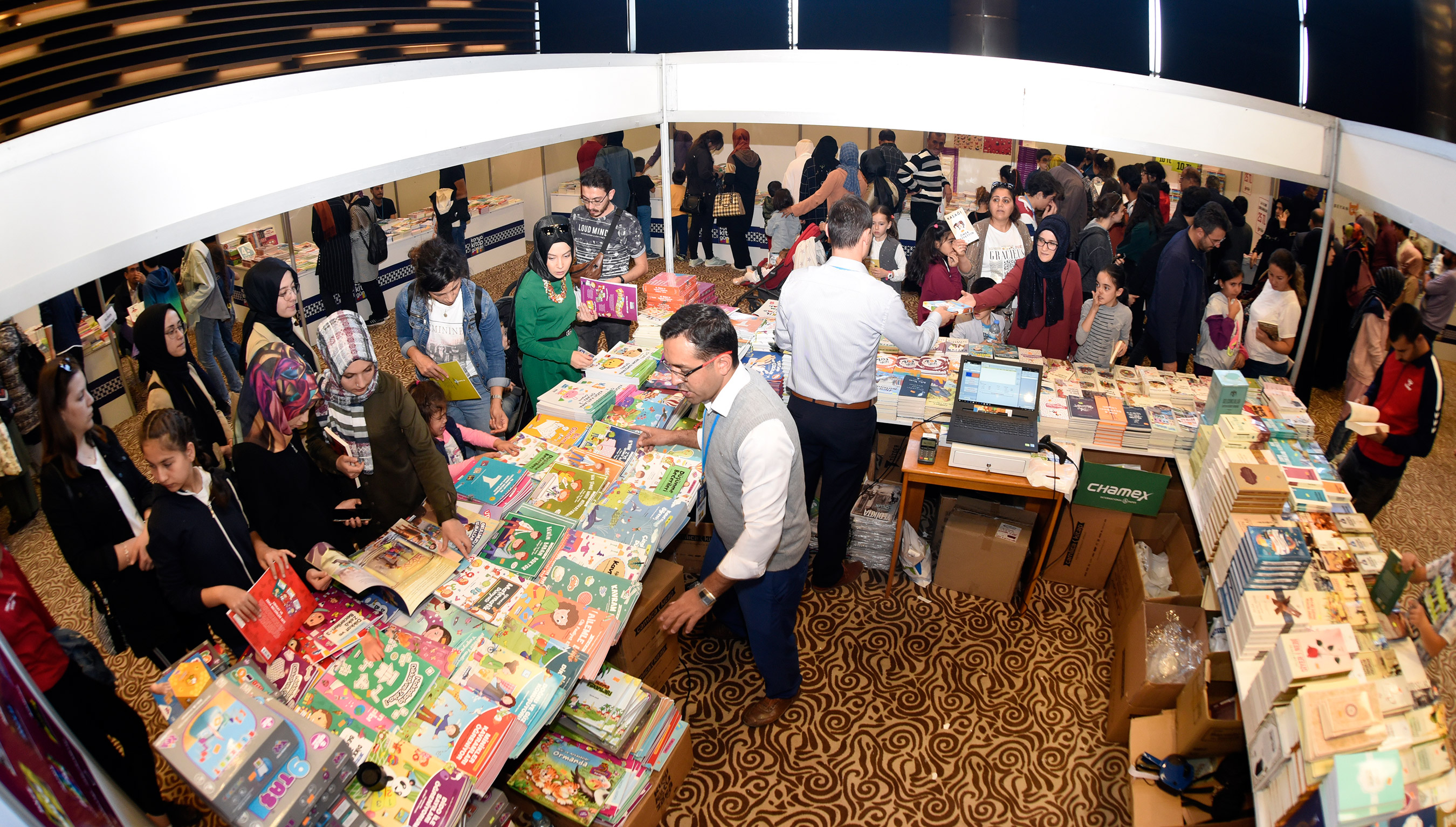 'Konya Kitap Günleri' yarım milyondan fazla ziyaretçiyi ağırladı 20