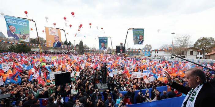Cumhurbaşkanı Erdoğan Konya'da! İşte dev mitingden kareler
