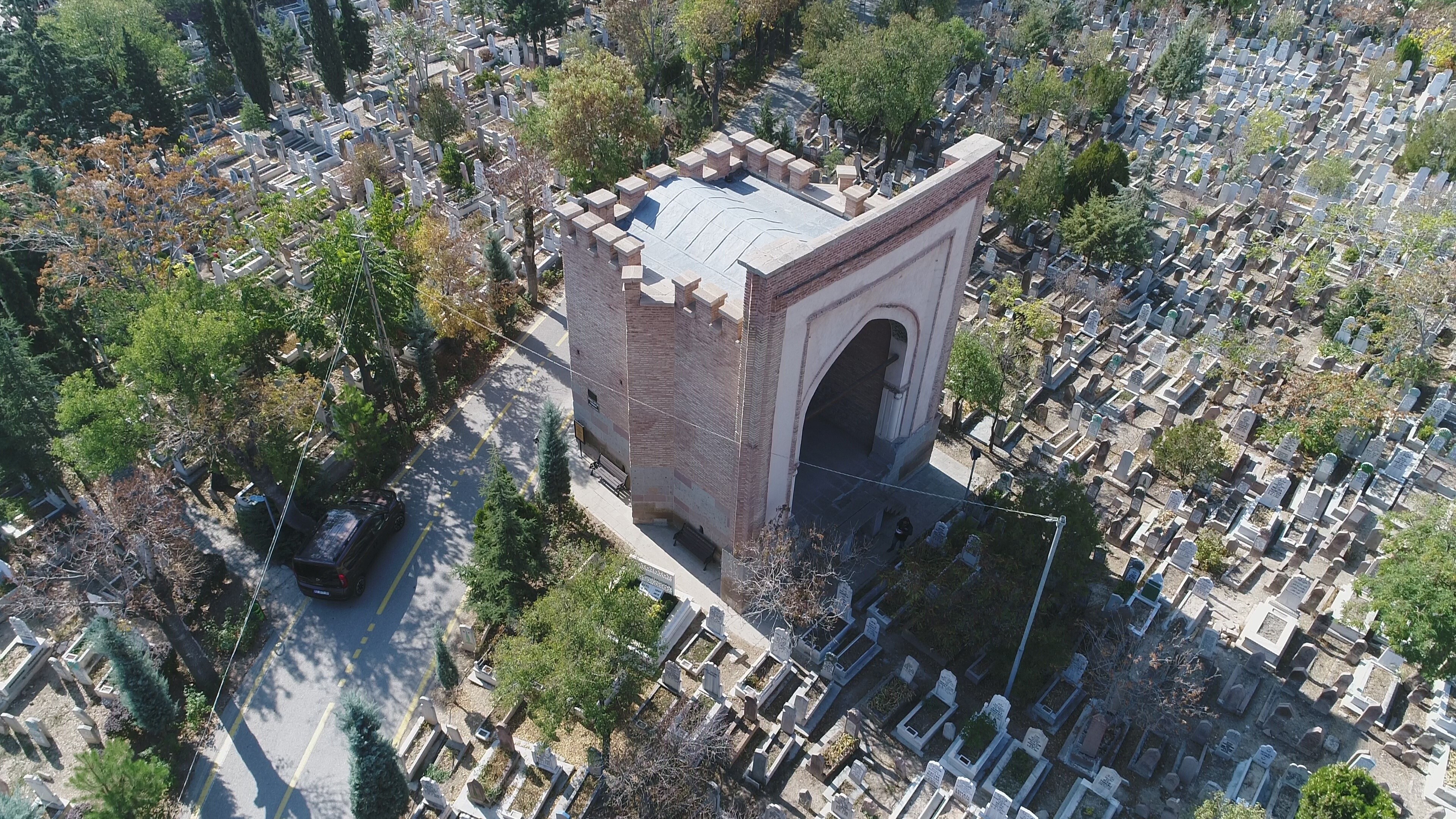 Konya’nın Kız Kulesi: 'Gömeç Hatun Türbesi' 11