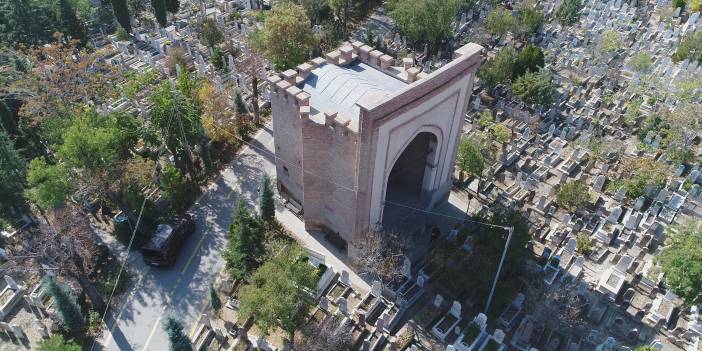 Konya’nın Kız Kulesi: 'Gömeç Hatun Türbesi'