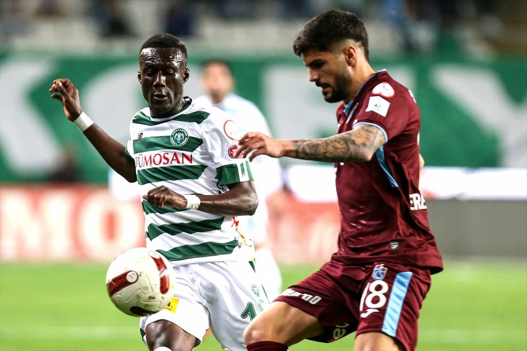 Konyaspor - Trabzonspor maçında gergin anlar 31