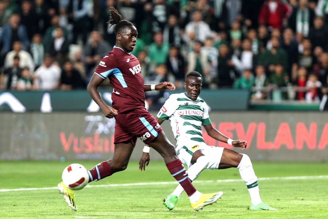 Konyaspor - Trabzonspor maçında gergin anlar 34