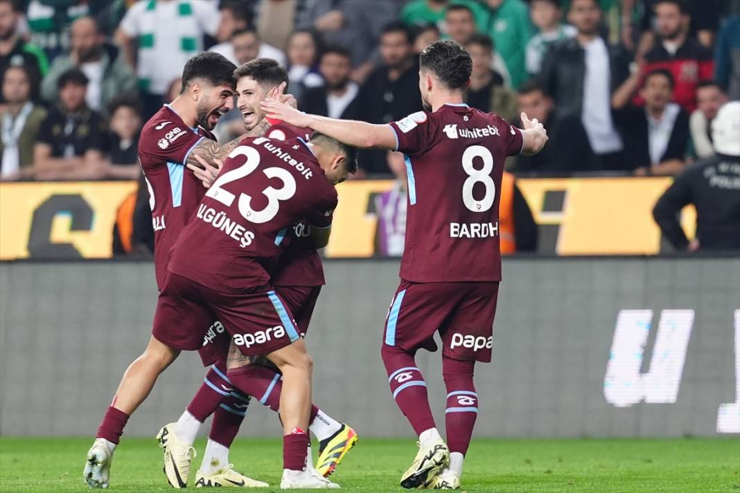 Konyaspor - Trabzonspor maçında gergin anlar 74