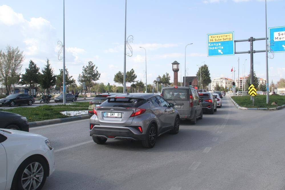 Demirkapı açıldı, yeni Konya-Antalya yolunda bayram yoğunluğu yaşanıyor 5