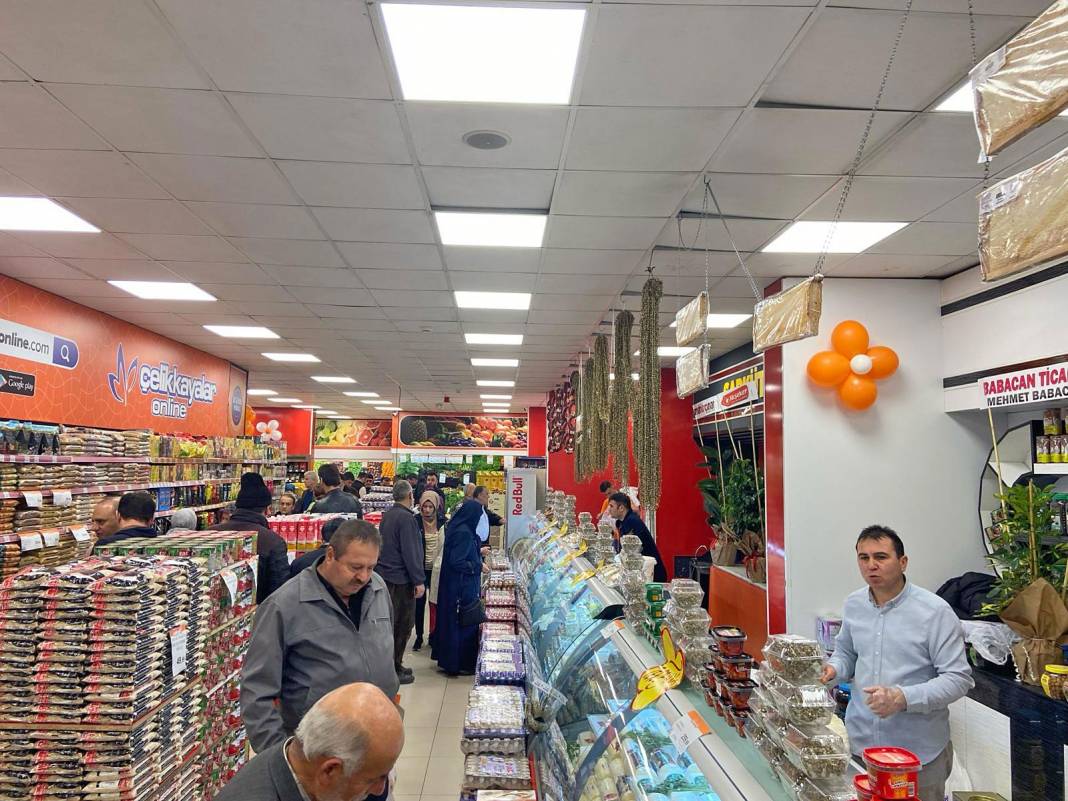 Konya'nın zincir marketi Çelikkayalar AVM'de indirim günleri başladı 18