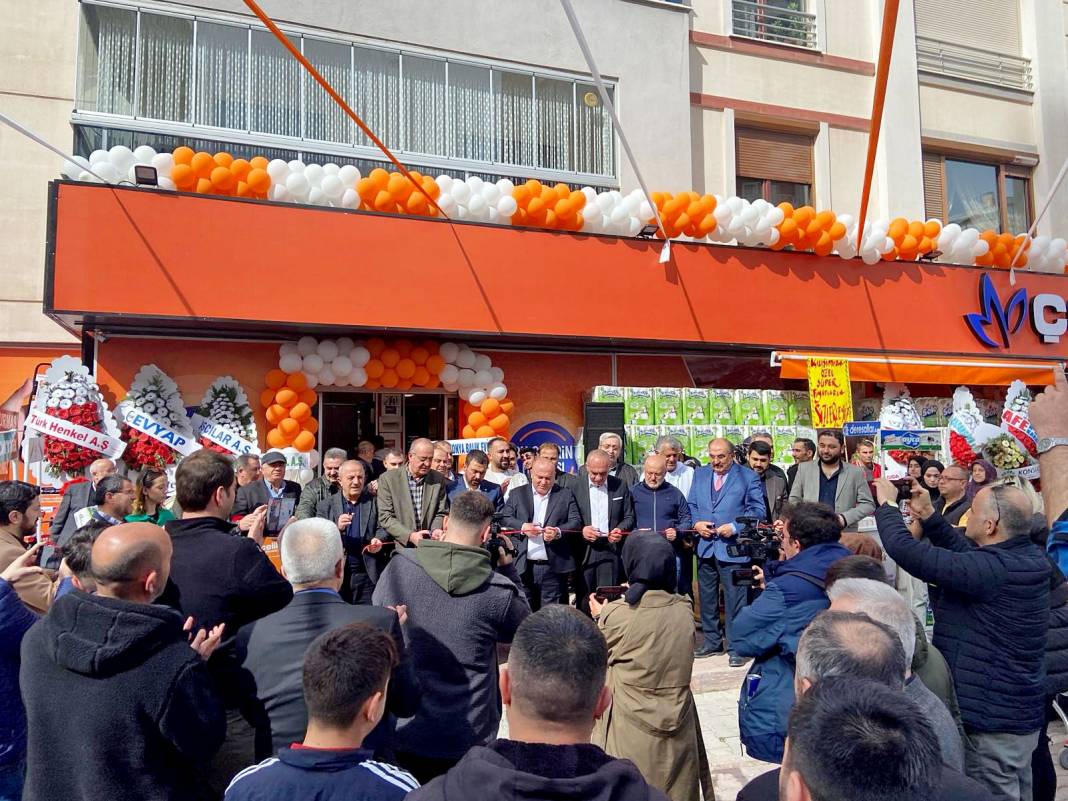 Konya'nın zincir marketi Çelikkayalar AVM'de indirim günleri başladı 20