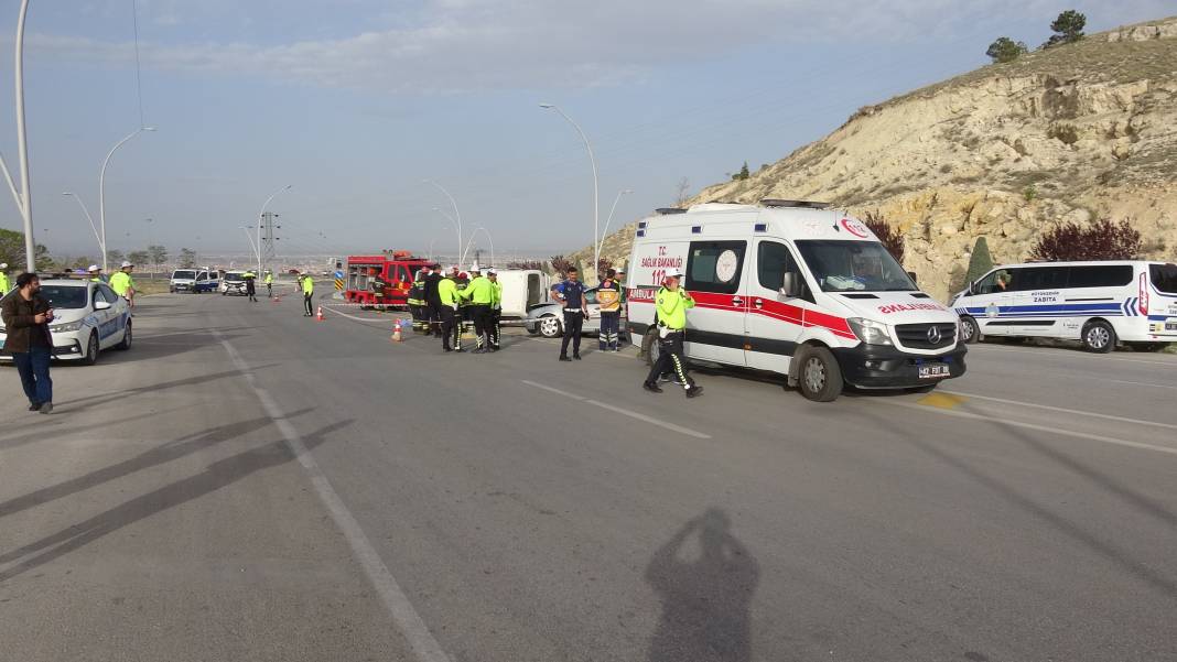 Konya Akyokuş’ta U dönüşü kazası: Yakup Bütün hayatını kaybetti 21