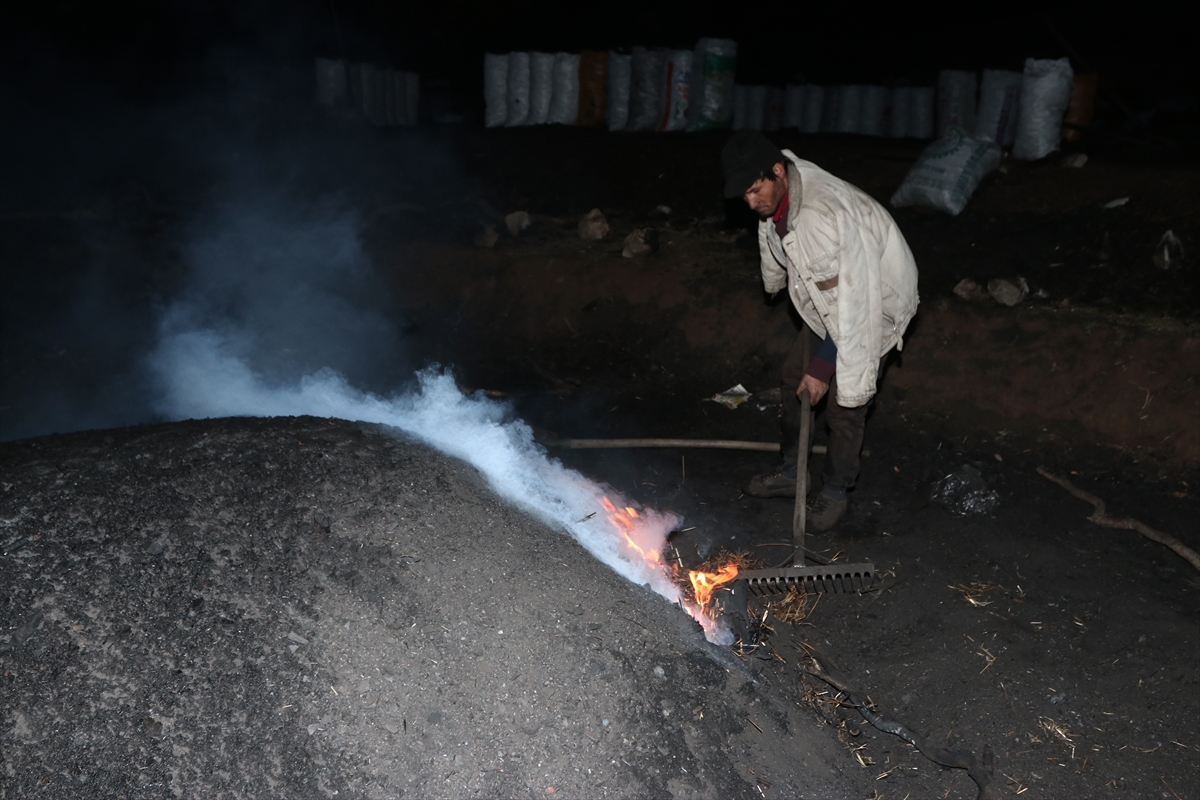 Mangal kömürü işçilerinin 'ekmek' mücadelesi 15