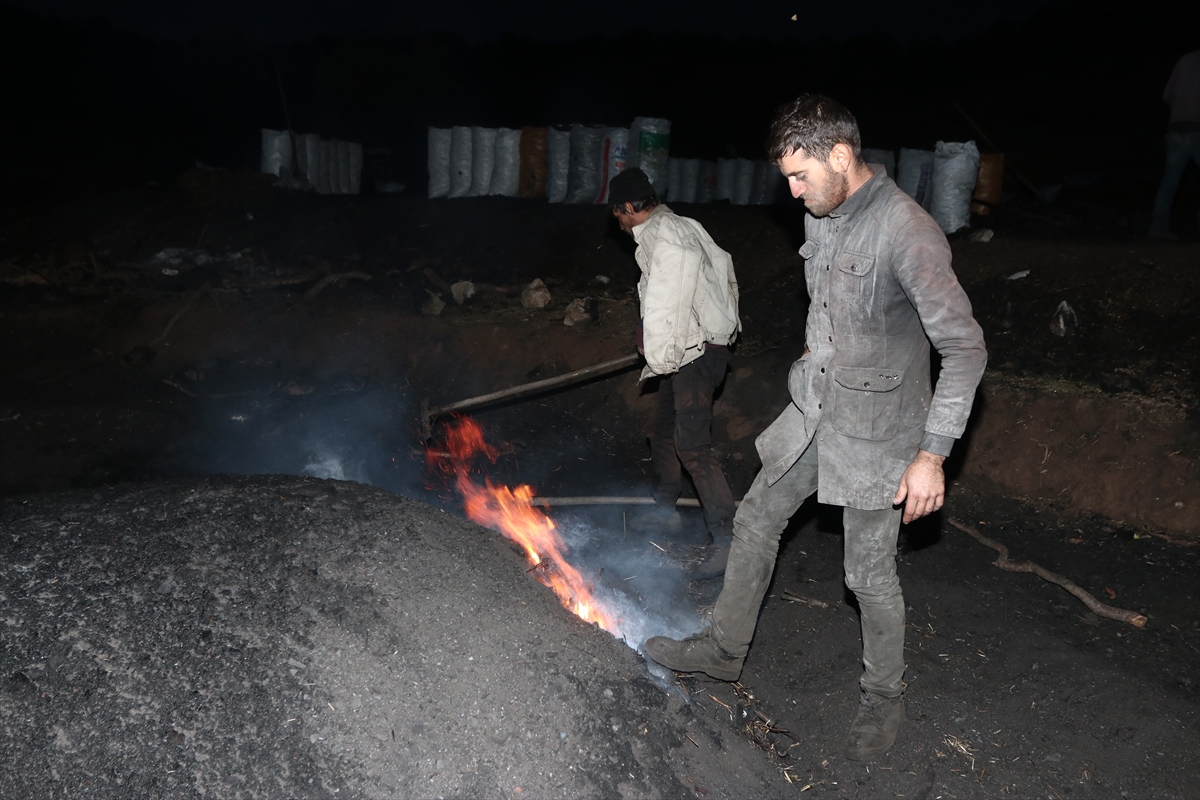 Mangal kömürü işçilerinin 'ekmek' mücadelesi 16