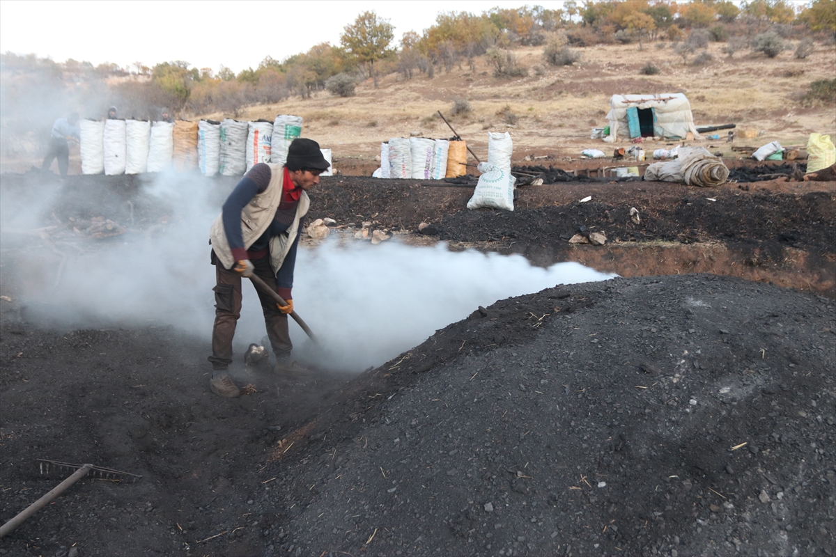 Mangal kömürü işçilerinin 'ekmek' mücadelesi 2
