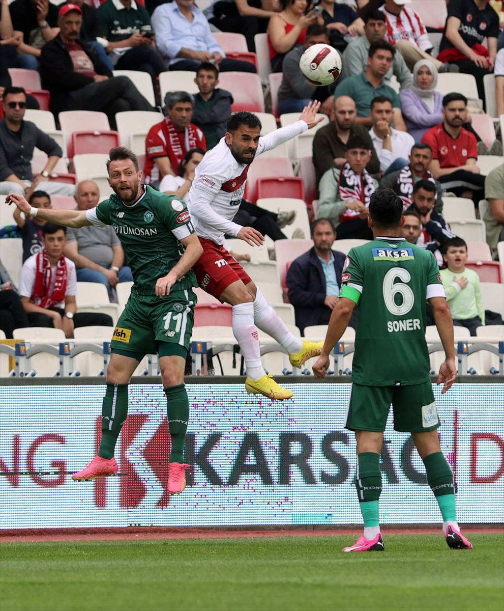 Konyaspor’un etkili oyun sergileyemediği Sivasspor maçından kareler 29