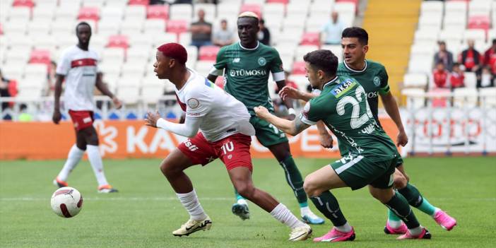 Konyaspor’un etkili oyun sergileyemediği Sivasspor maçından kareler