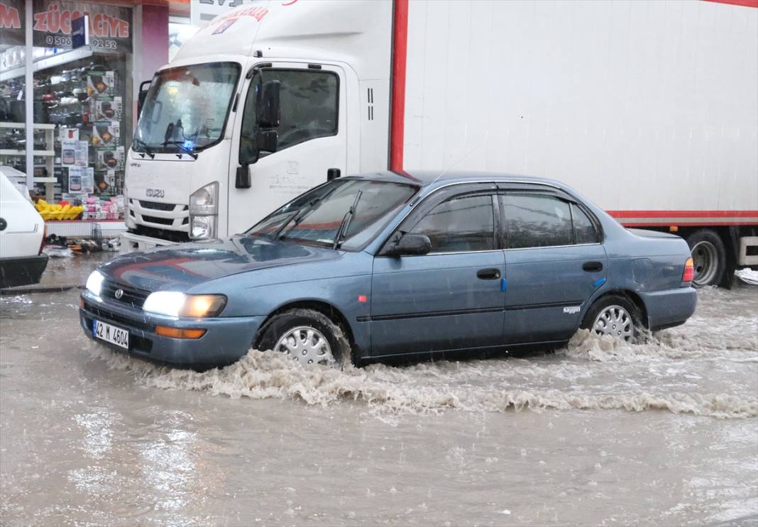 Dün Türkiye’nin yağış rekorunu Konya kırdı 16