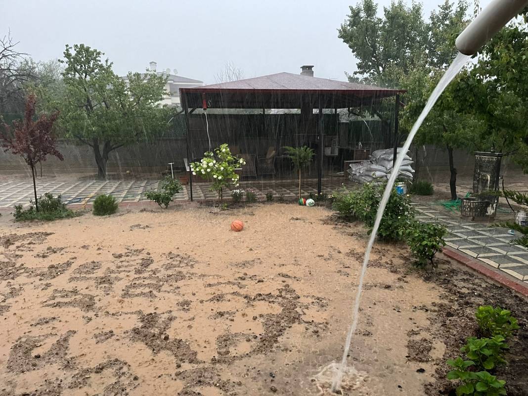 Dün Türkiye’nin yağış rekorunu Konya kırdı 18