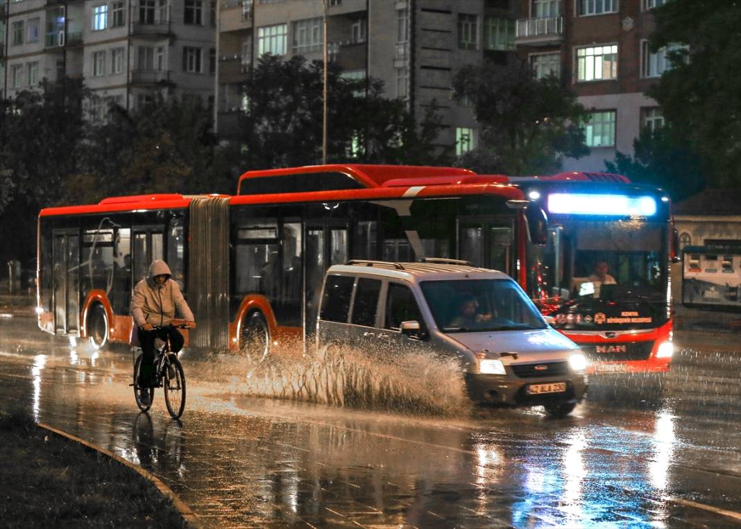 Dün Türkiye’nin yağış rekorunu Konya kırdı 2