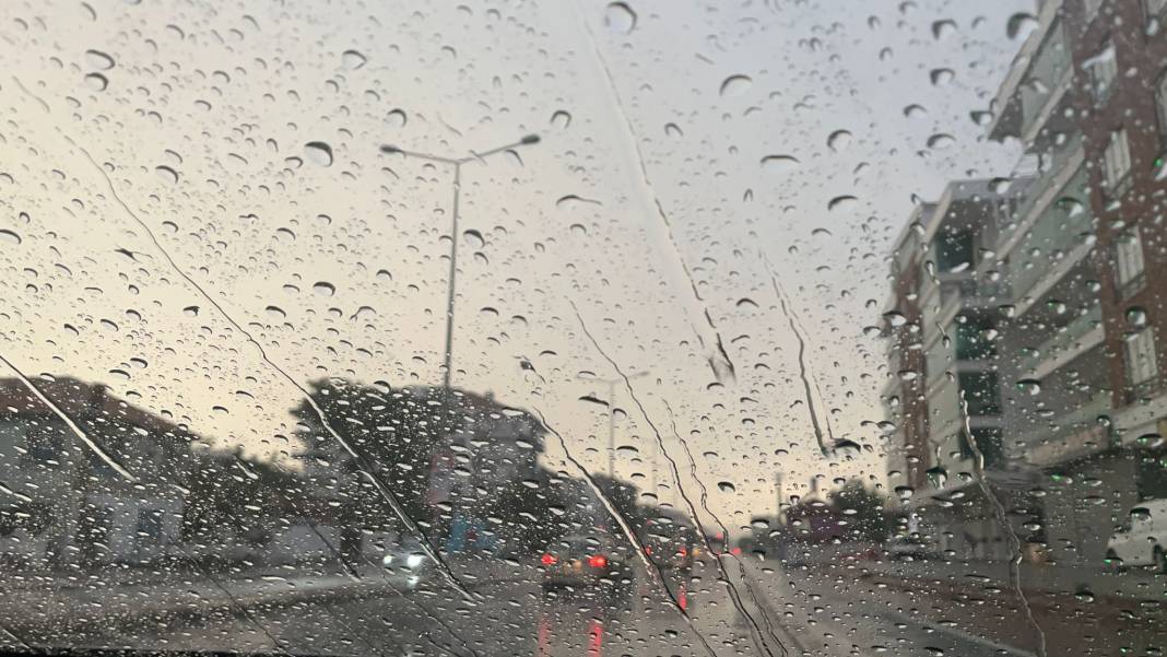 Konya’da beklenen yağış başladı! Yarın için de uyarı geldi 10
