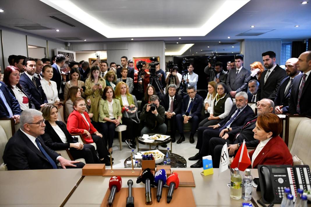 Meral Akşener, İyi Parti'ye böyle veda etti 13