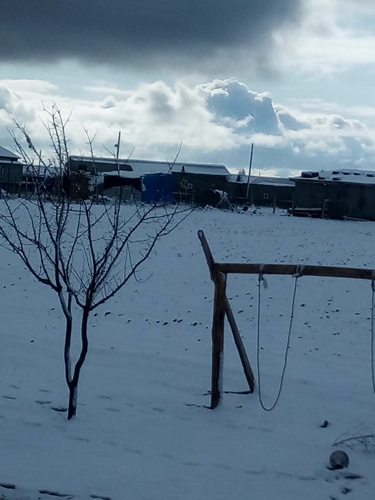 Konya'da bazı bölgelere mevsimin ilk karı yağdı 1