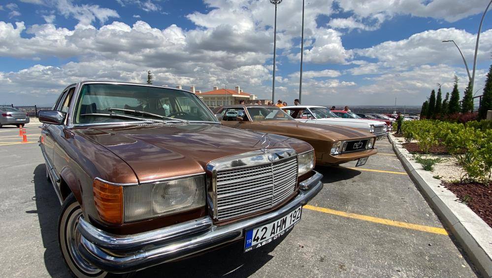 Klasik otomobili ile Konya’nın Antik Kenti’ne geldi 11