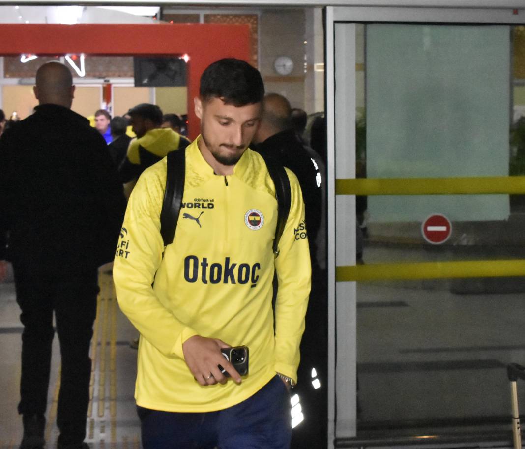 Fenerbahçe kafilesi Konya'da böyle karşılandı 16