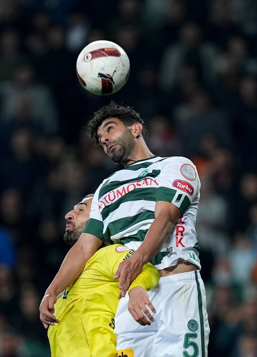 Konyaspor’un altın puanı kaptığı Fenerbahçe maçından kareler 1