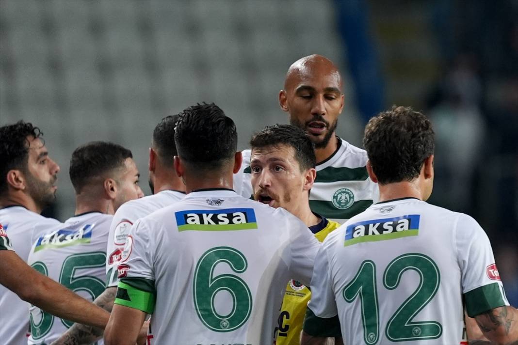 Konyaspor’un altın puanı kaptığı Fenerbahçe maçından kareler 8