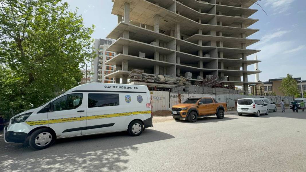 Konya’da esrarengiz olay: Şehrin merkezinde insan iskeleti bulundu 8