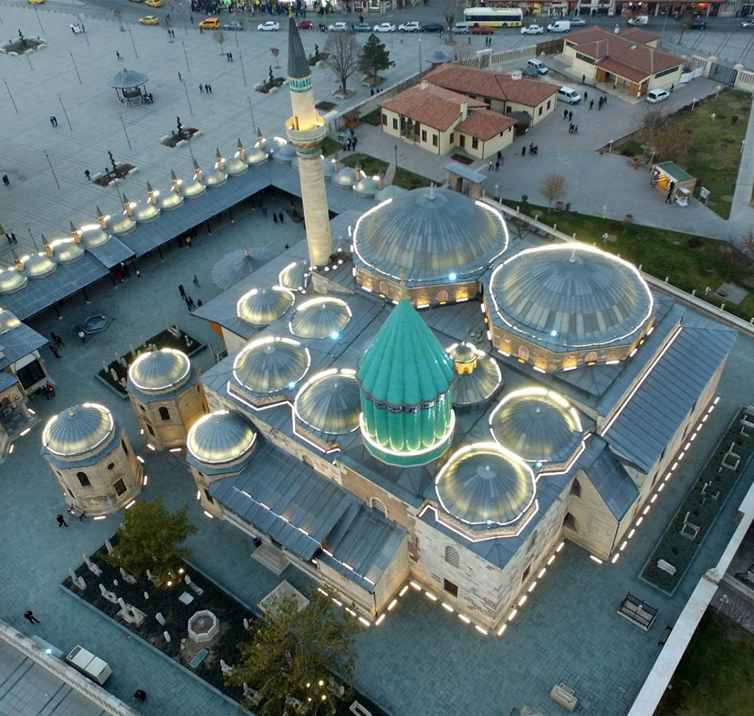 Konya 20 yılın zirvesinde! En çok Mevlana Müzesi ziyaret edildi 1