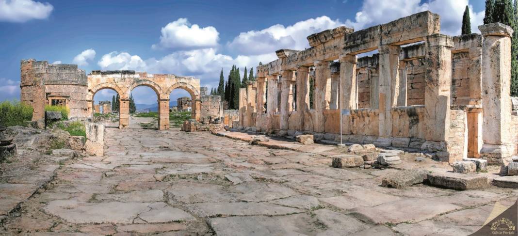 Konya 20 yılın zirvesinde! En çok Mevlana Müzesi ziyaret edildi 10