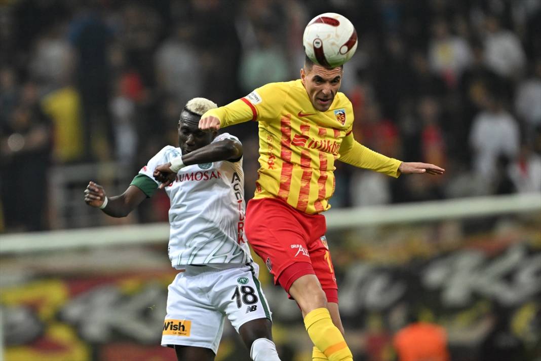 Ligde kalma hesapları yapan Konyaspor’un Kayserispor maçından kareler 15