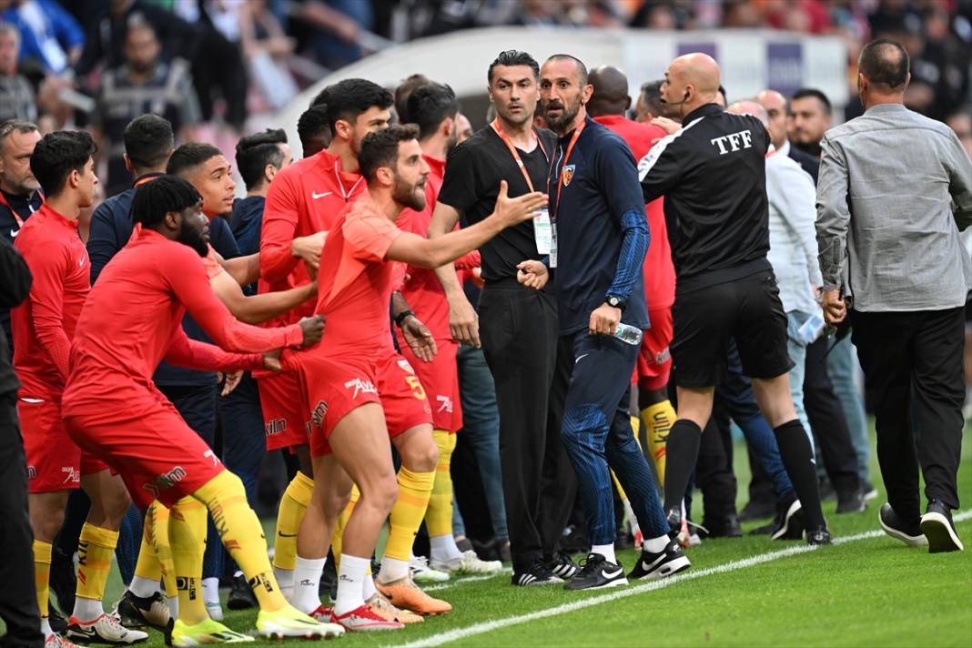 Ligde kalma hesapları yapan Konyaspor’un Kayserispor maçından kareler 30