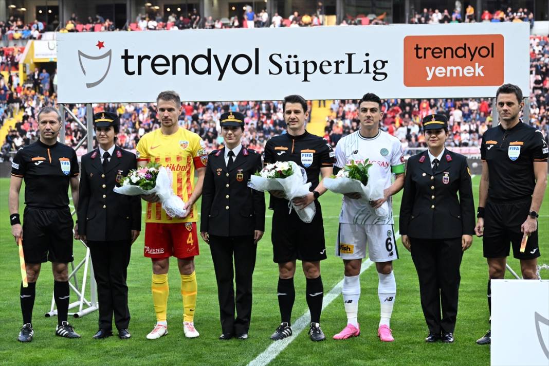 Ligde kalma hesapları yapan Konyaspor’un Kayserispor maçından kareler 32