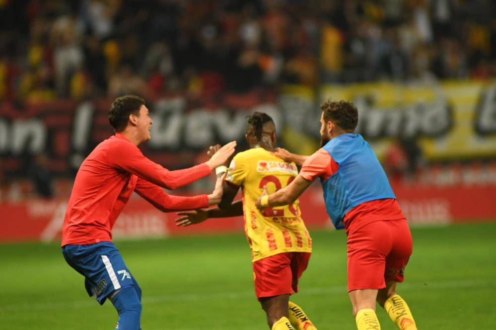 Ligde kalma hesapları yapan Konyaspor’un Kayserispor maçından kareler 37