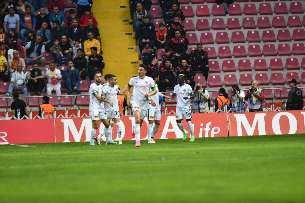 Ligde kalma hesapları yapan Konyaspor’un Kayserispor maçından kareler 52