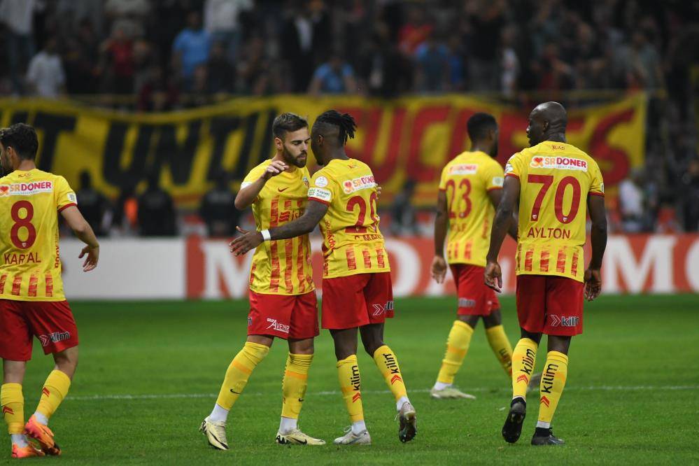 Ligde kalma hesapları yapan Konyaspor’un Kayserispor maçından kareler 54