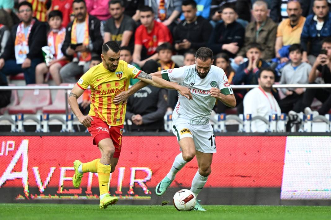 Ligde kalma hesapları yapan Konyaspor’un Kayserispor maçından kareler 75
