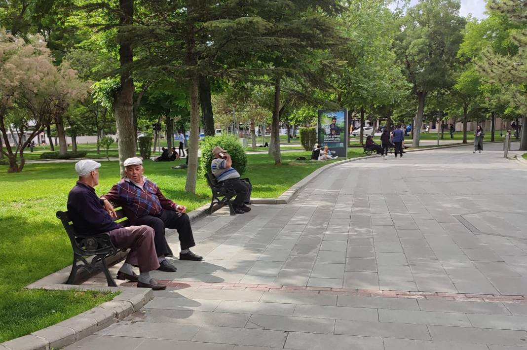 Konya’da yaz havası kısa sürecek! Sıcaklık 10 derece birden düşebilir 2