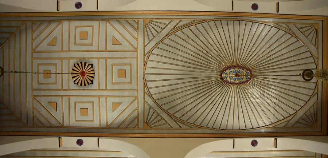 Anadolu’daki en eski güneş saati Konya’daki bu camide 4