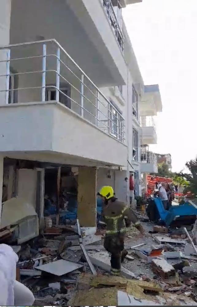 Ev sahibiyle tartışan kiracı apartmanı patlattı 2